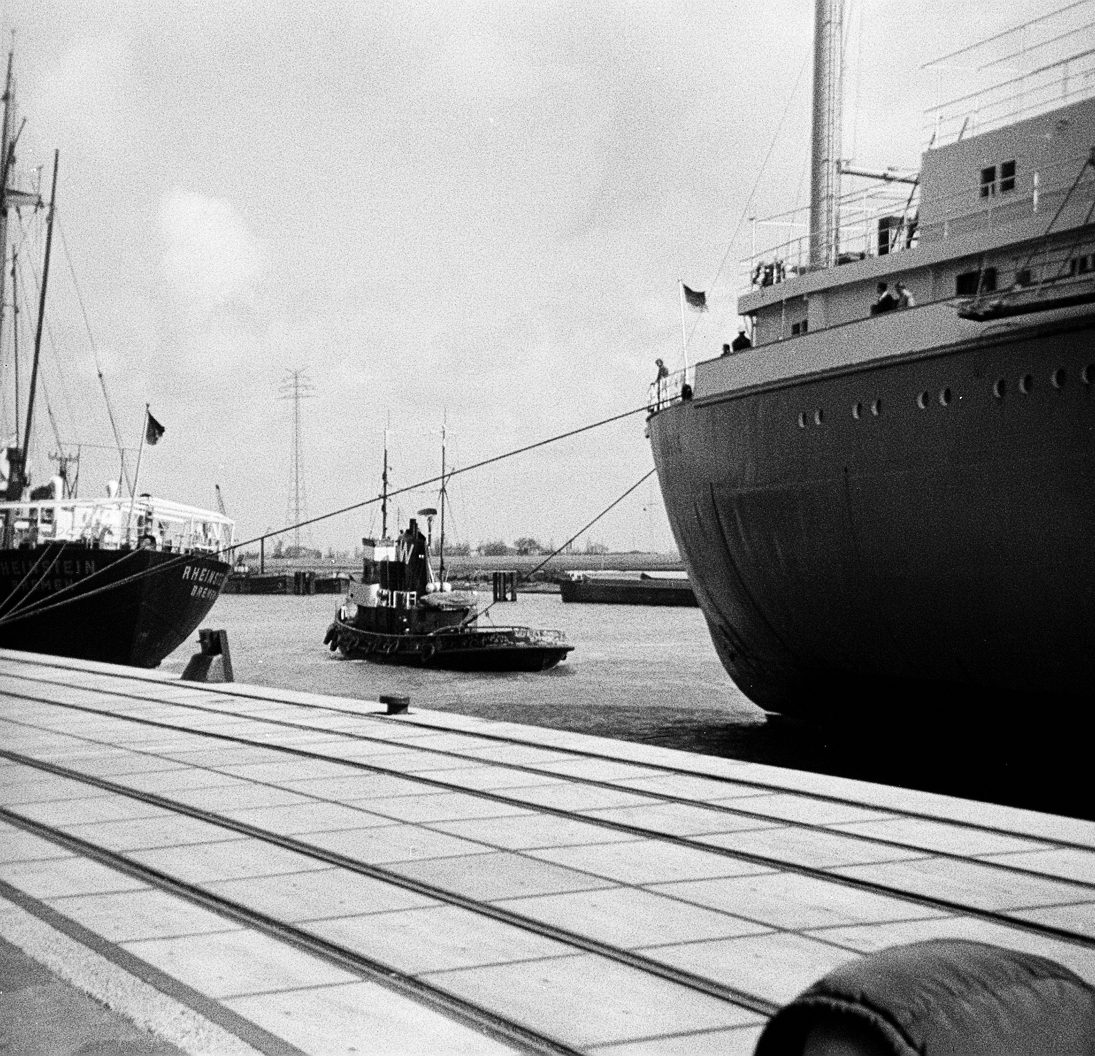 Foto von der RHEINSTEIN BREMEN im Emder Außenhafen aus dem Jahr 1967. Foto: Erwin Thomasius.