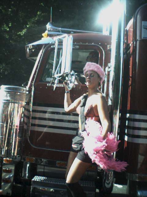 Photo vom Abend der Loveparade in Berlin am 21.07.2001